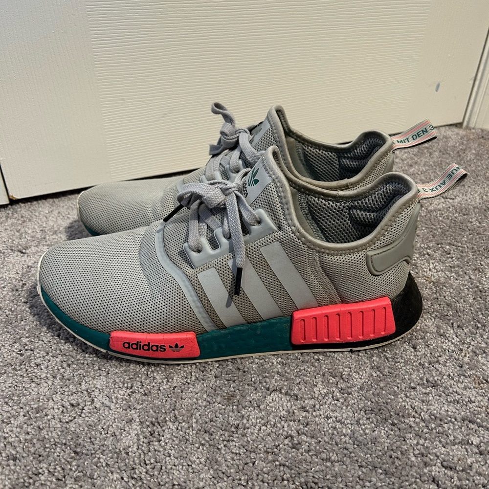 Adidas NMD R1 Sneakers Shoes Size Mens 9.5